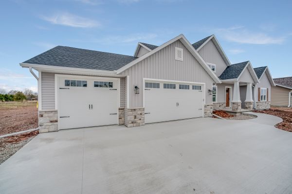 Concrete Driveway Pouring in Kokomo